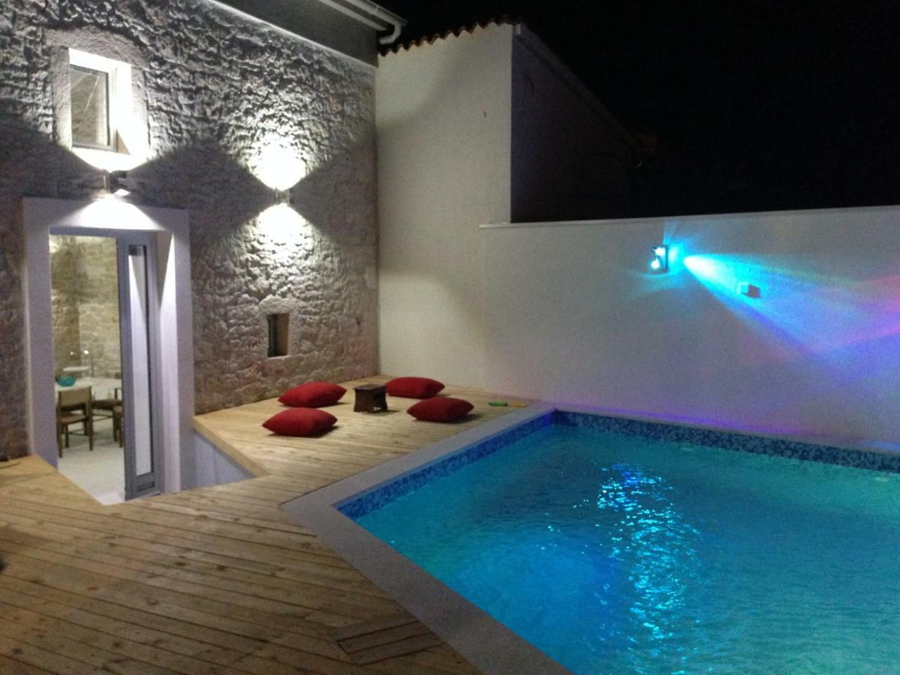 Medulin Labirint Queen Exterior foto
